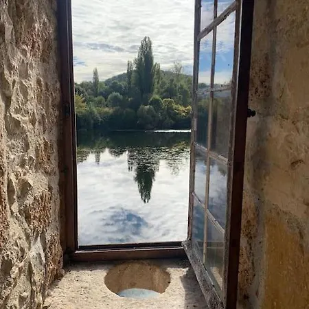Le Moulin De La Toulzanie