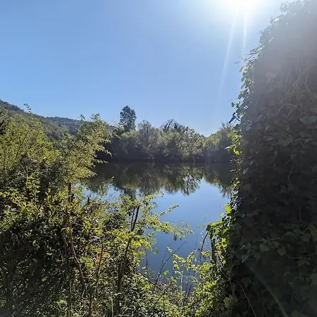 Le Moulin De La Toulzanie Casa de Férias *