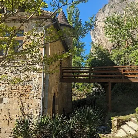 Casa de Férias Le Moulin De La Toulzanie *